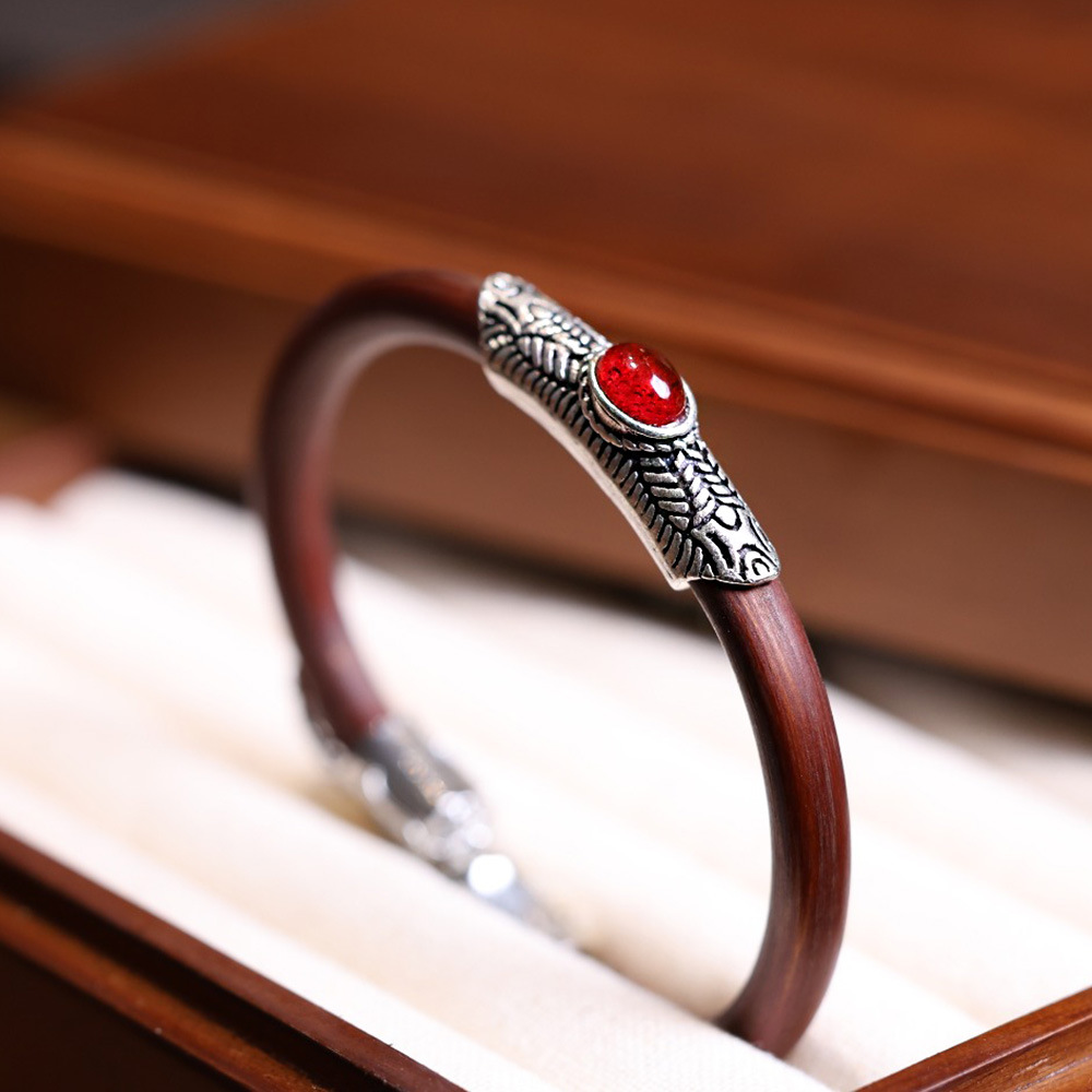 Natural wild Shannan unjointed chicken blood Vine bracelet for men and women, with jointed wood and vine bracelet, summer ethnic style pic 9