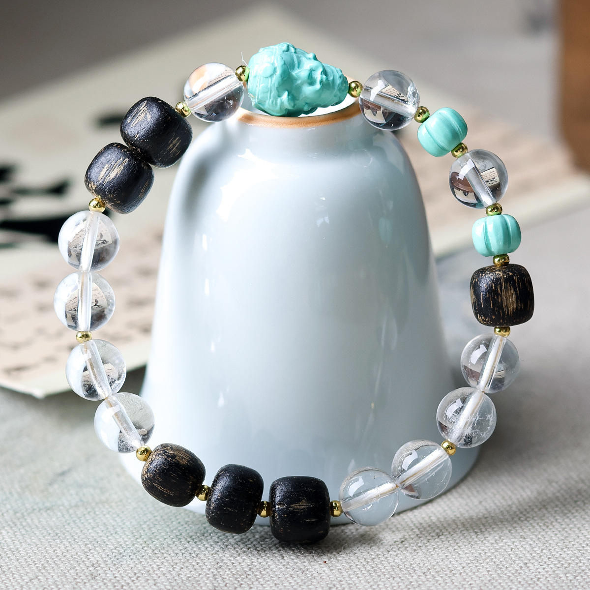 Wholesale of natural white crystal purple lithium bracelets, beeswax cakes, red agate gourds, cultural and artistic bracelets, and new Chinese-style jewelry pic 11