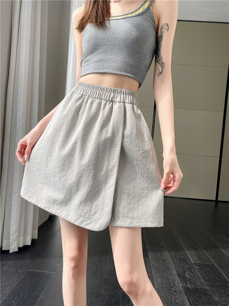 Two homemade, casual, versatile, solid color, irregular, unique, individual, fashionable and design-savvy skirts, pants and shorts pic 21
