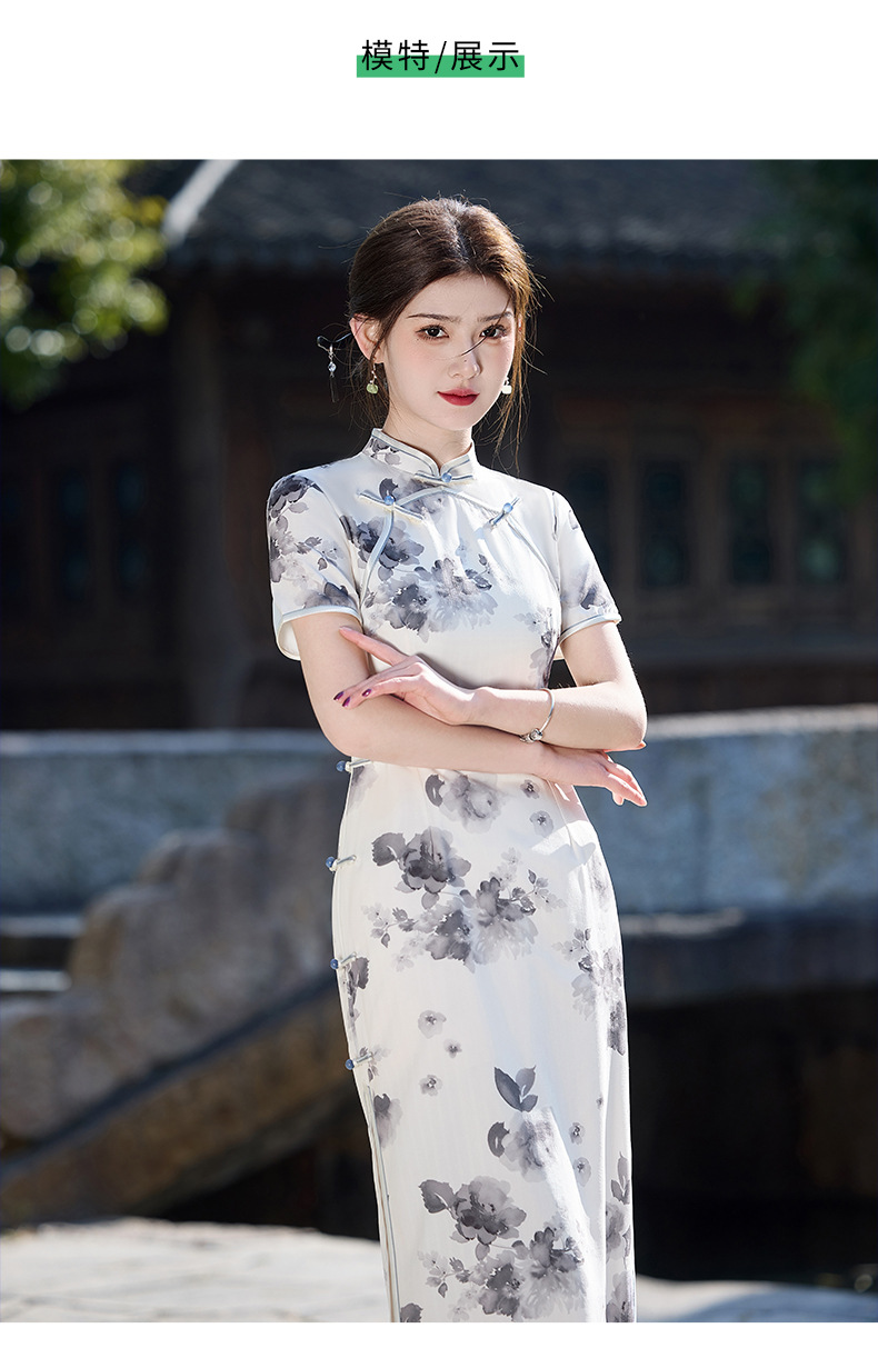 国潮长款改良旗袍2025新款玲珑麻双层年轻款女复古修身温婉江南详情9