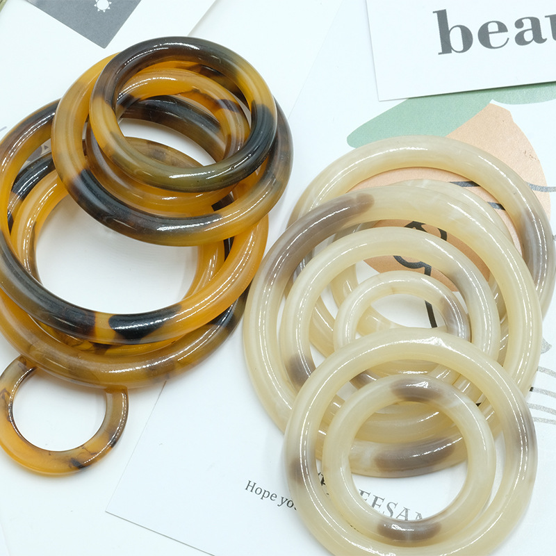 Resin circular ring, sweater, coat, skirt, decorative circle buckle, bag, shoe, hat accessory buckle, resin waist buckle, decorative buckle pic 2