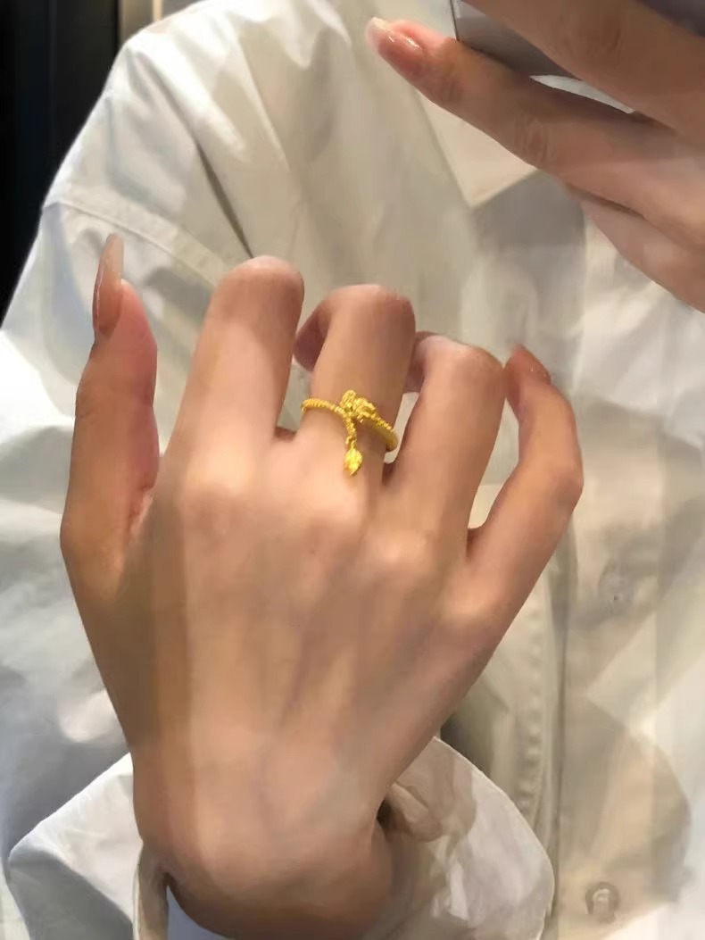 KIMOJ新款戒指2023新年款国潮风神龙摆尾戒指可调节镀真金扭转乾坤龙鳞盘龙指环详情5