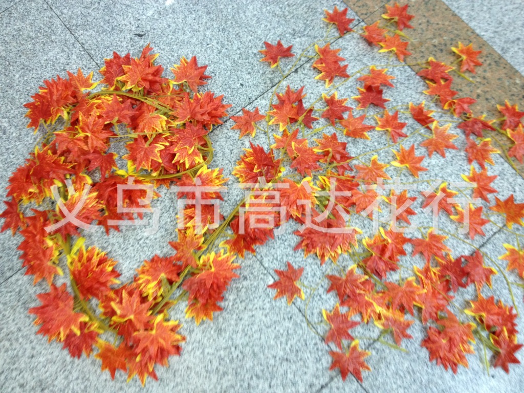 Artificial red maple leaf vine, ivy decorative vine, grape leaf vine manufacturer, ten-thousand-year green leaf vine pic 3