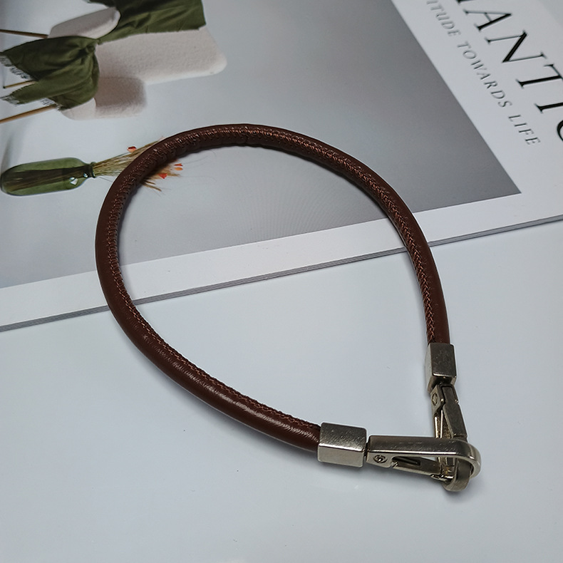 手机挂绳皮革手绳短款男女通用挂件手机链结实防丢水杯短款挂绳详情9