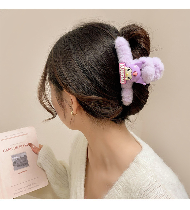 Cute and fluffy large strawberry bear clip cartoon hair clip, new autumn and winter sweet and girlish shark clip headwear pic 29