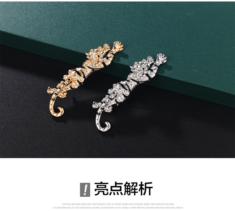 欧美时尚复古老虎胸针生肖虎年纪念镶钻合金别针男女通用装饰胸花详情3