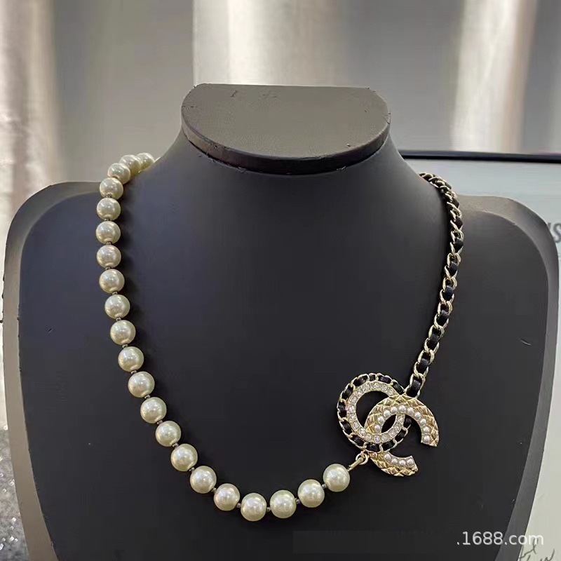 小香项链女新款香奶奶高版本跨锁骨链境复古双C珍珠毛衣链厂家直详情15