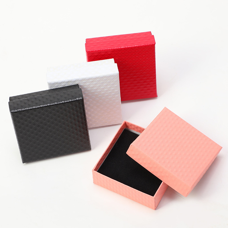 Wholesale of hot-selling diamond-patterned jewelry packaging boxes, bracelets, necklaces, rings, top and bottom covers, and accessory storage boxes pic 5