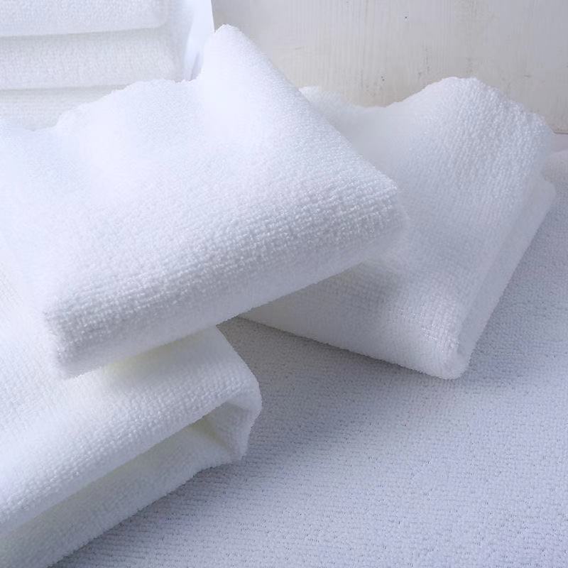 Factory wholesale of bath cotton and white towels, hotel stock, hotel haircuts and foot massage disposable fine fiber towels pic 4
