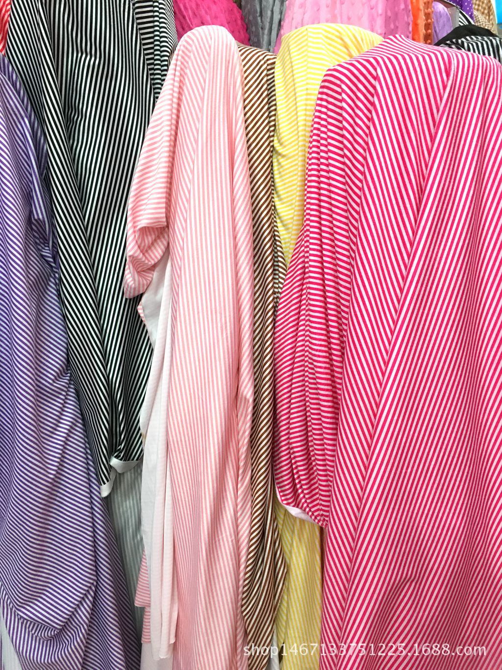 Knitted polyester striped fleece fabric for clothing, toys, home furnishings, headwear, hair accessories, cushions, throw pillows, packaging, short plush fabric pic 4