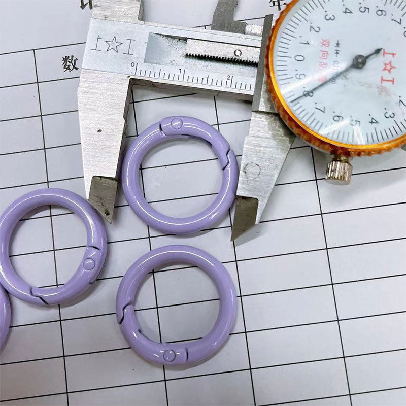 DIY饰品配件 24mm金属烤漆彩色卡圈弹簧开口圈圆形钥匙扣手机挂钩详情5