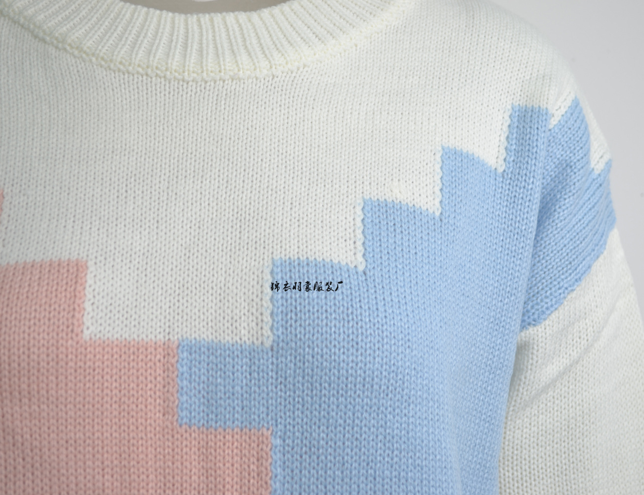 New Spring collection for 2025: European and American foreign trade fashion and individuality, patchwork round neck, large size loose knitted sweater, long-sleeved sweater for women pic 24