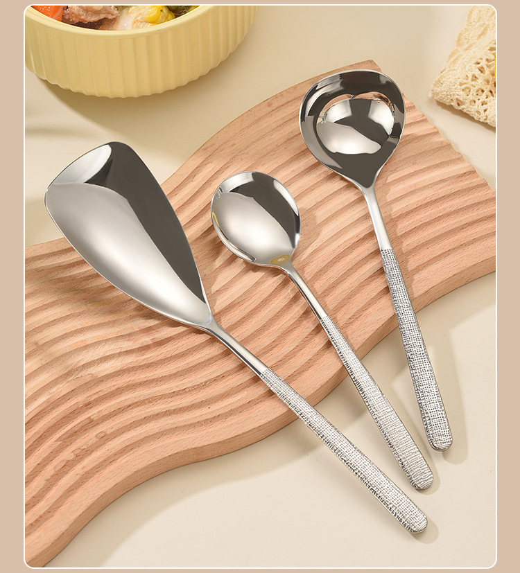 304不锈钢锤纹圆勺分菜分餐勺大口喝汤勺轻奢家用酒店餐厅调羹勺详情15