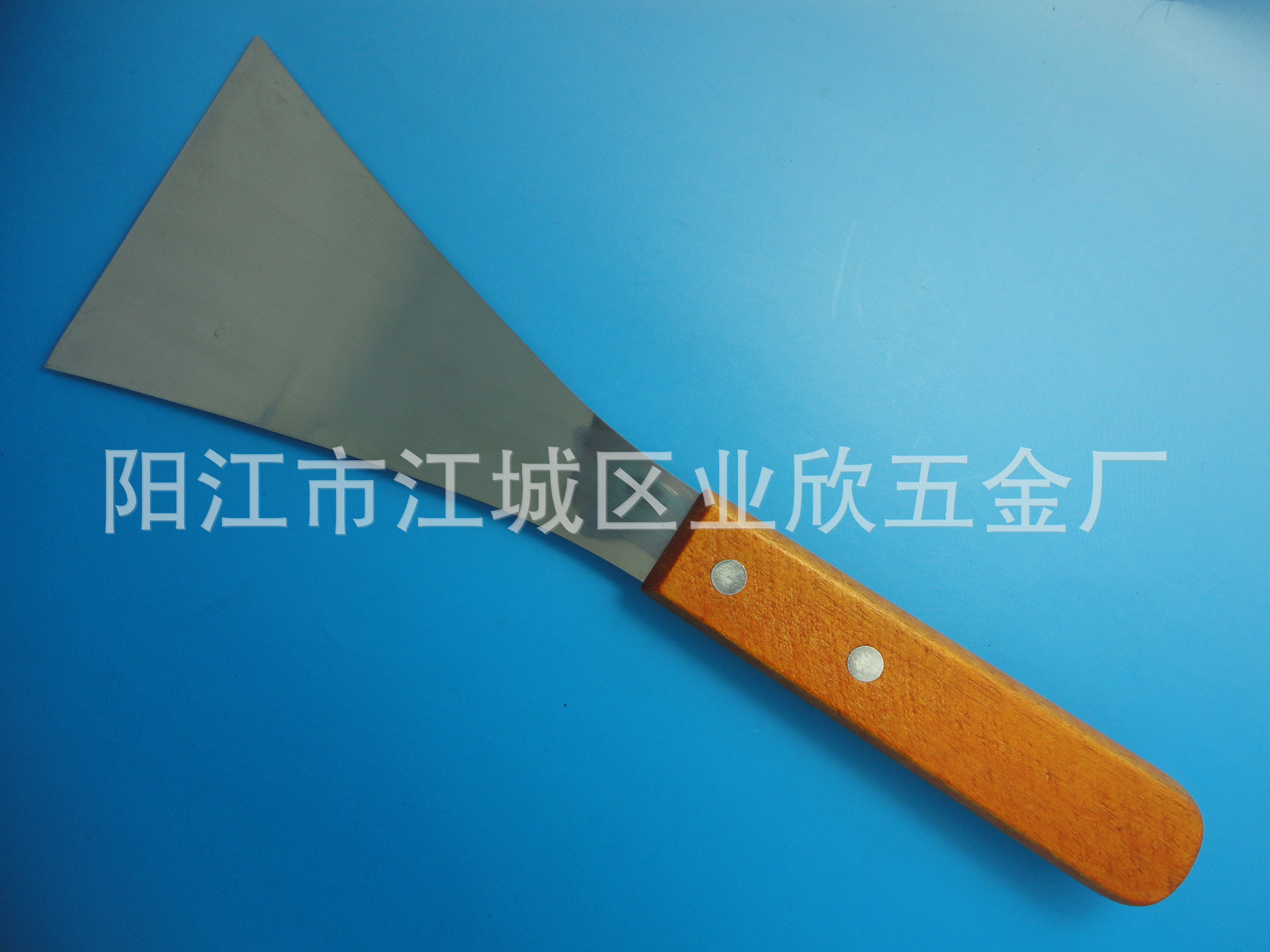 Yangjiang factory has 420 stainless steel mirror-finished triangular spatulas, pizza spatulas, baking tools and cake spatulas in stock pic 25