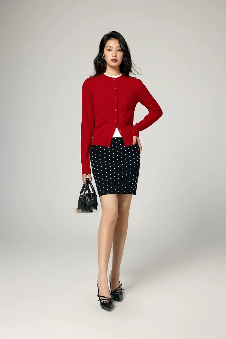 Qili Colorful Gemstone 12-color seamless one-piece Merino wool button cardigan, a versatile knitted long-sleeved top for commuting pic 29