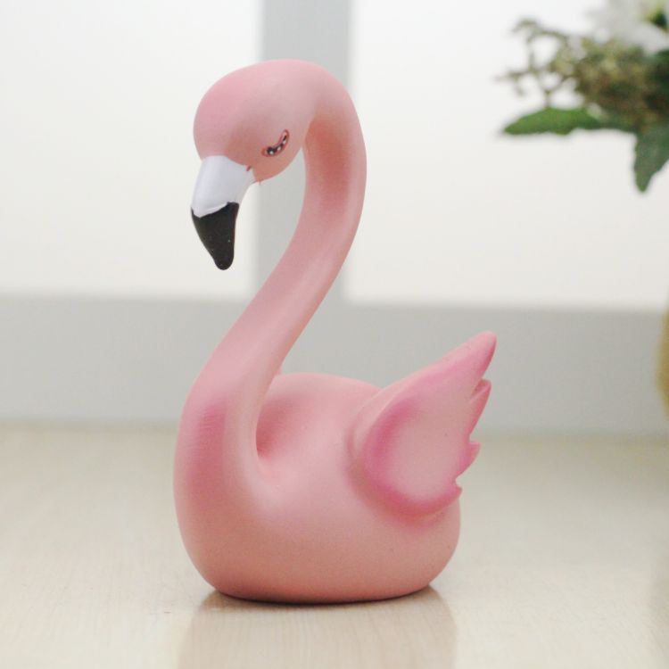 Flamingo figurines pic 7