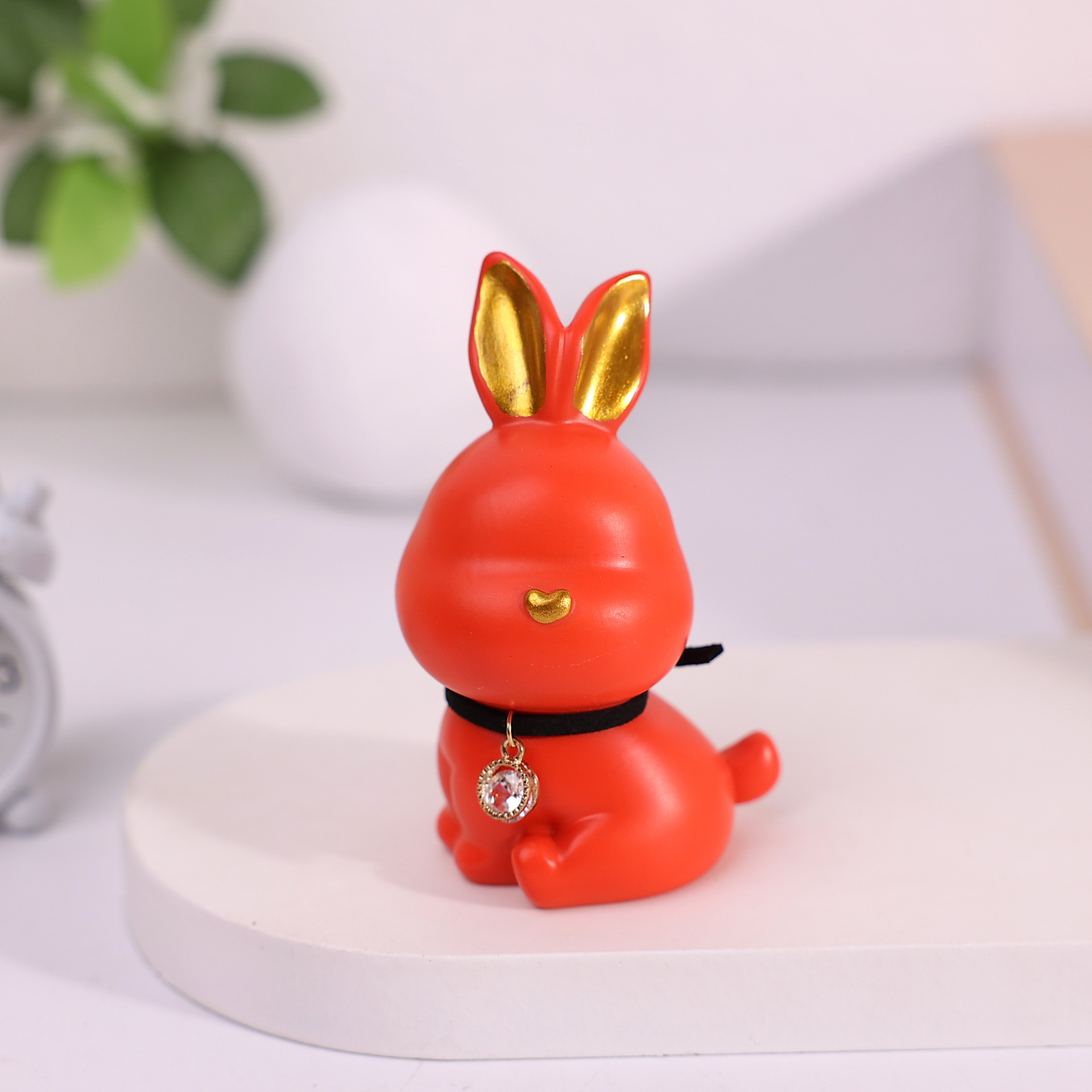 Creative cartoon abstract rabbit car ornaments, cute couple resin table decoration decorations, as gifts for best friends and best friends pic 6