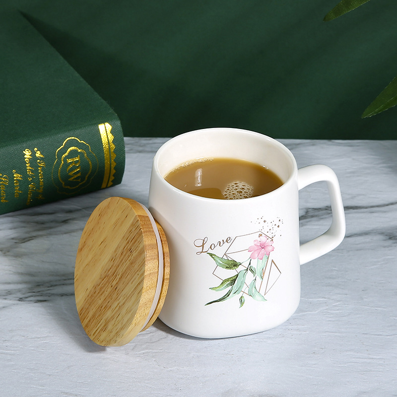 北欧陶瓷杯素雅花卉马克杯带竹盖小清新水杯带密封木盖杯子详情8
