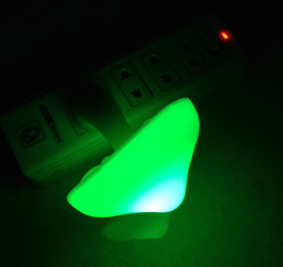 Light-controlled mushroom night light pic 5