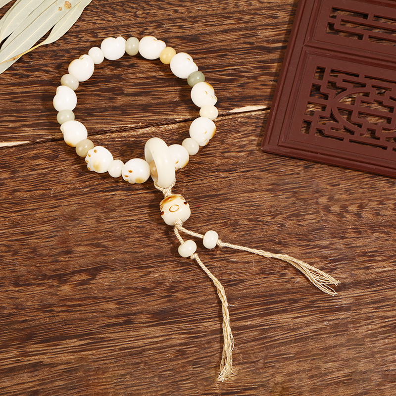 Japanese-style charcoal-burned cat paw running ring bracelet, retro white jade Bodhi seed text play bracelet, cute hand-held Buddhist prayer beads bracelet for a girl pic 7