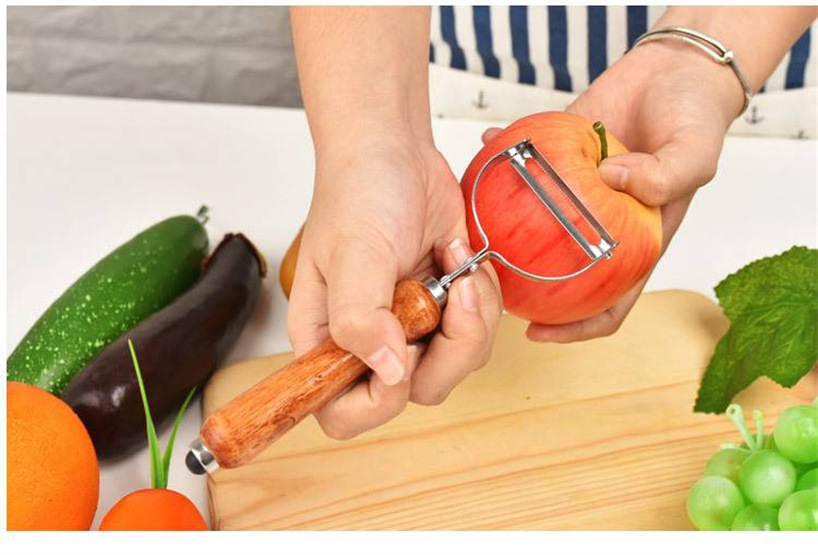 Card-mounted peeler, serrated peeler, wooden handle fruit knife, vegetable peeler, planer, kitchen peeler, 2-yuan store pic 18