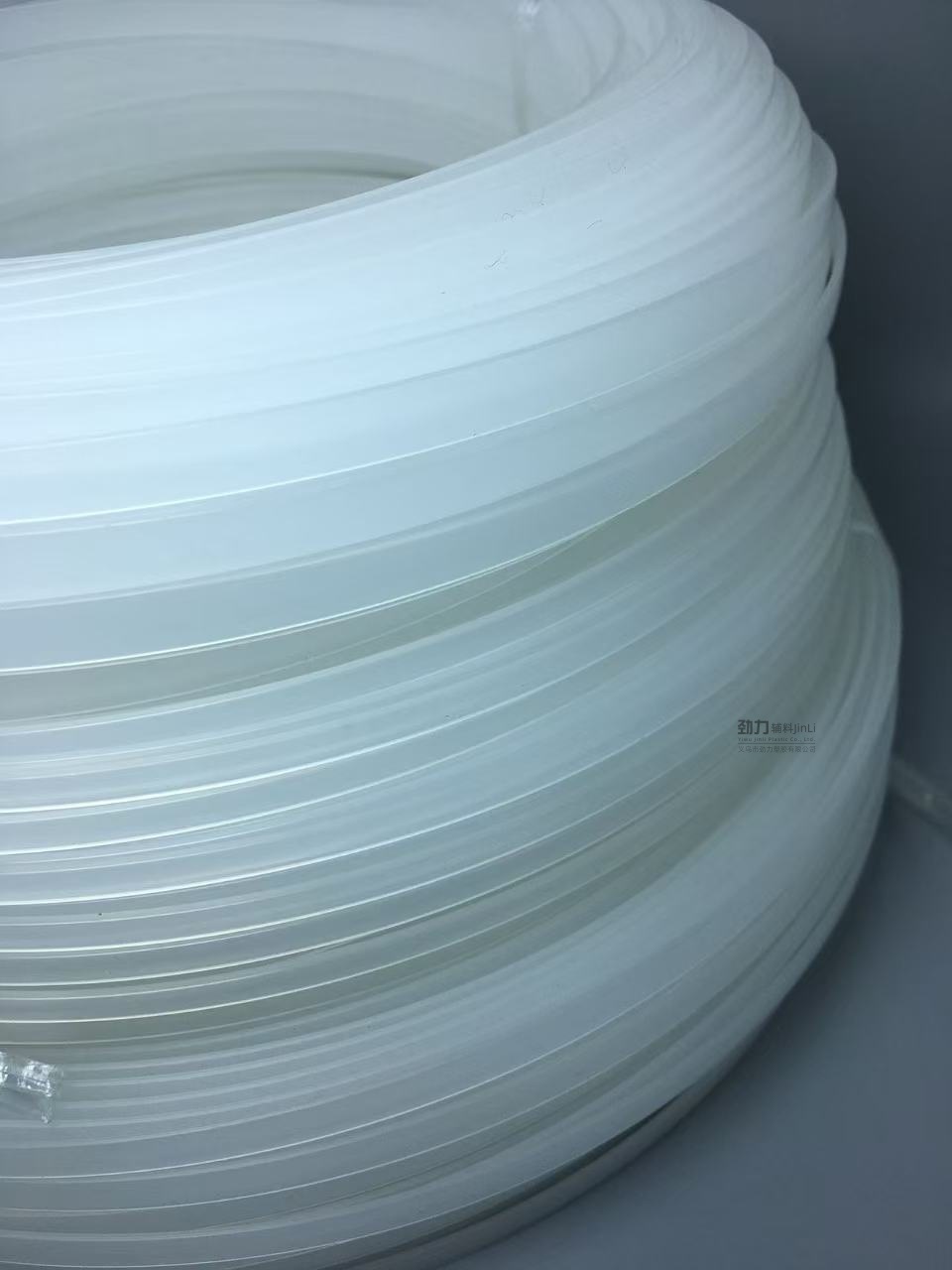 工厂直供婚纱定型鱼骨 塑料束身胶骨条 服饰支撑骨架侧骨透明胶条详情8