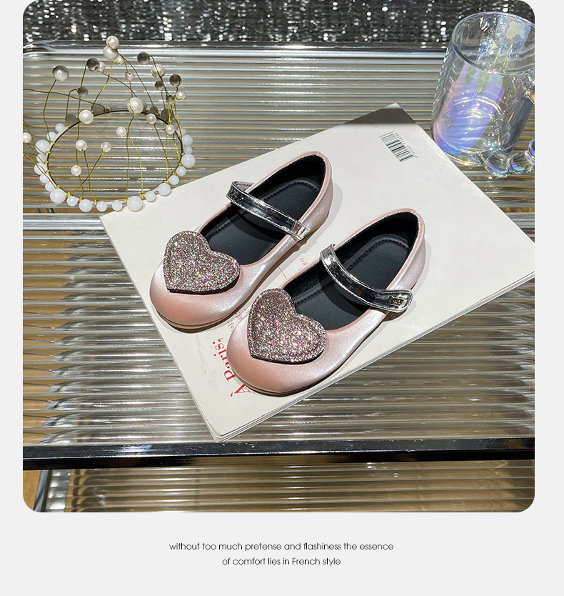 女童公主鞋2024春季新款儿童闪闪爱心皮鞋中大童舒适防滑软底单鞋详情13