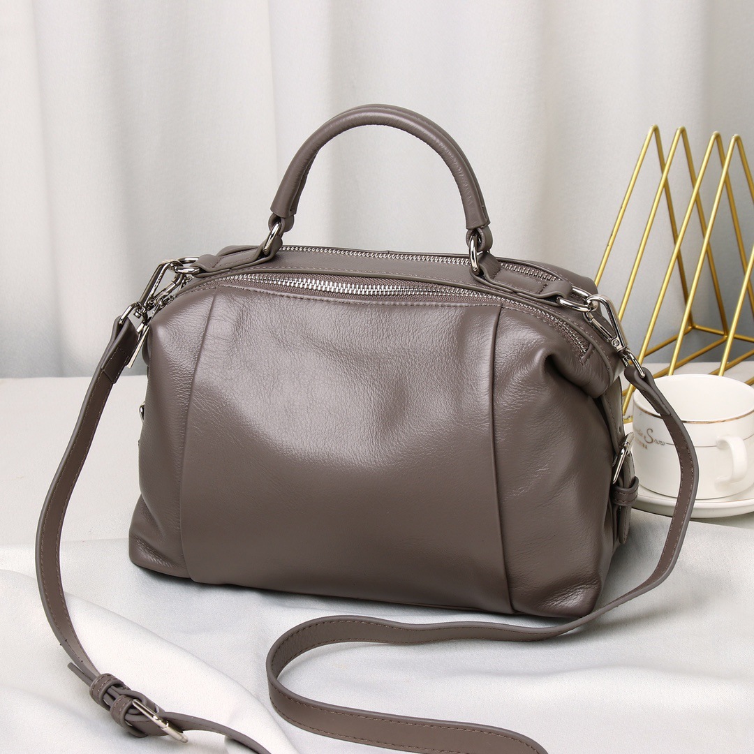 2024新款头层牛皮大容量女士手提包时尚休闲单肩包多功能斜挎包详情2