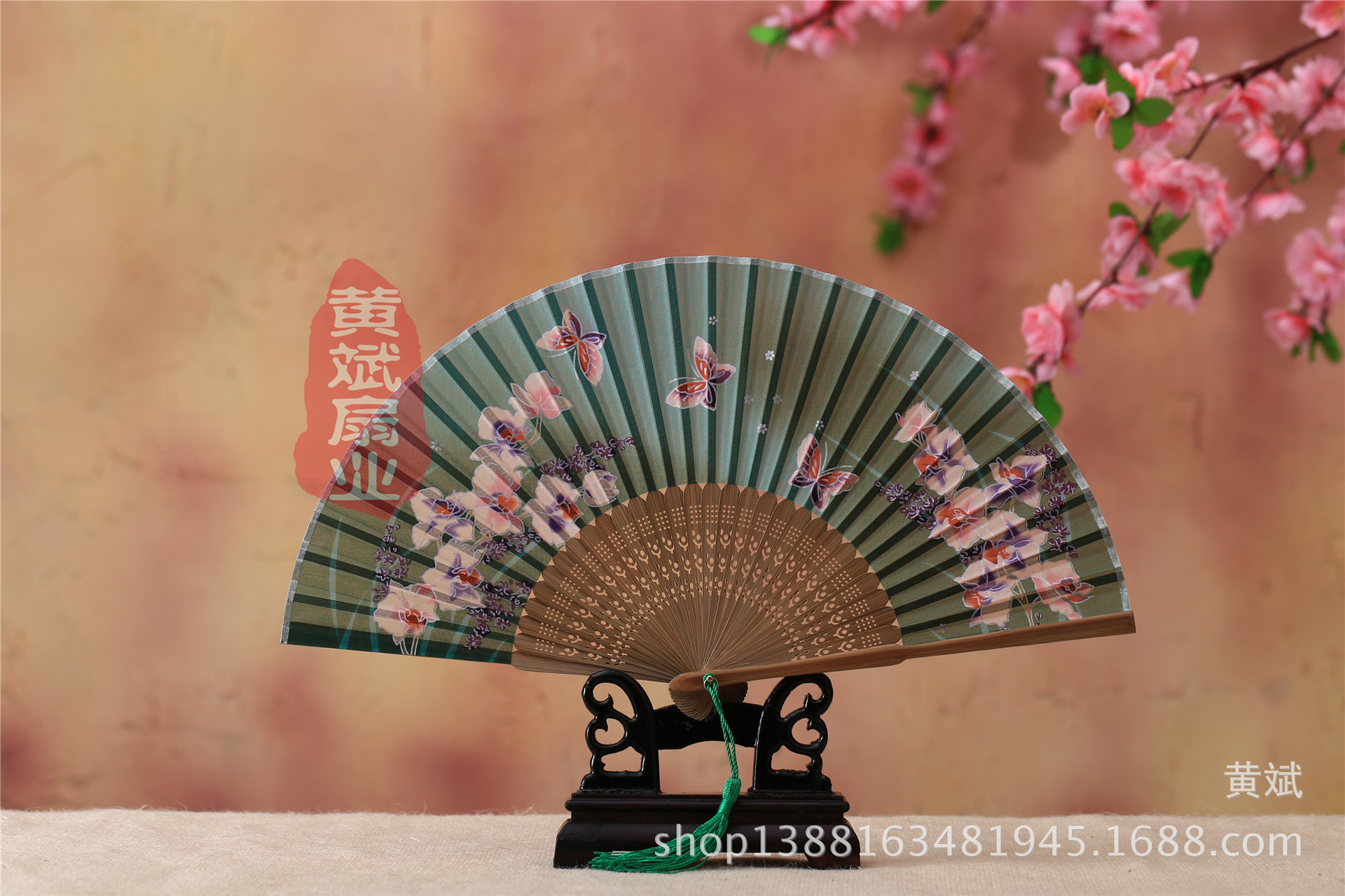 中国风礼品真丝竹扇子日式和风扇 玉兰花系列 折扇批发舞蹈道具扇详情5