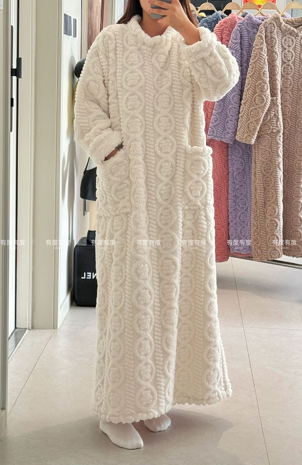 珊瑚绒睡裙女冬季加绒加厚大被子睡袍中长款睡衣法兰绒家居服韩版详情7