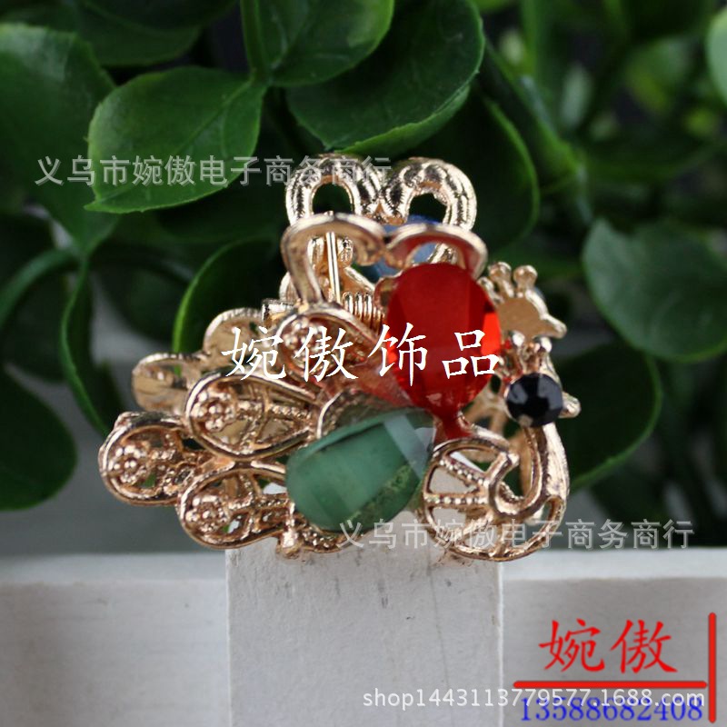 Alloy diamond-encrusted small claw clips, grab clips, hair clips, gold and silver, Yiwu two-yuan store small commodity headwear wholesale pic 26