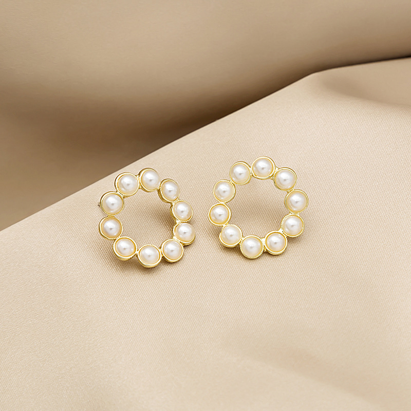 925银针镂空圆形珍珠风耳钉日韩新甜美气质耳环网红百搭耳饰详情4
