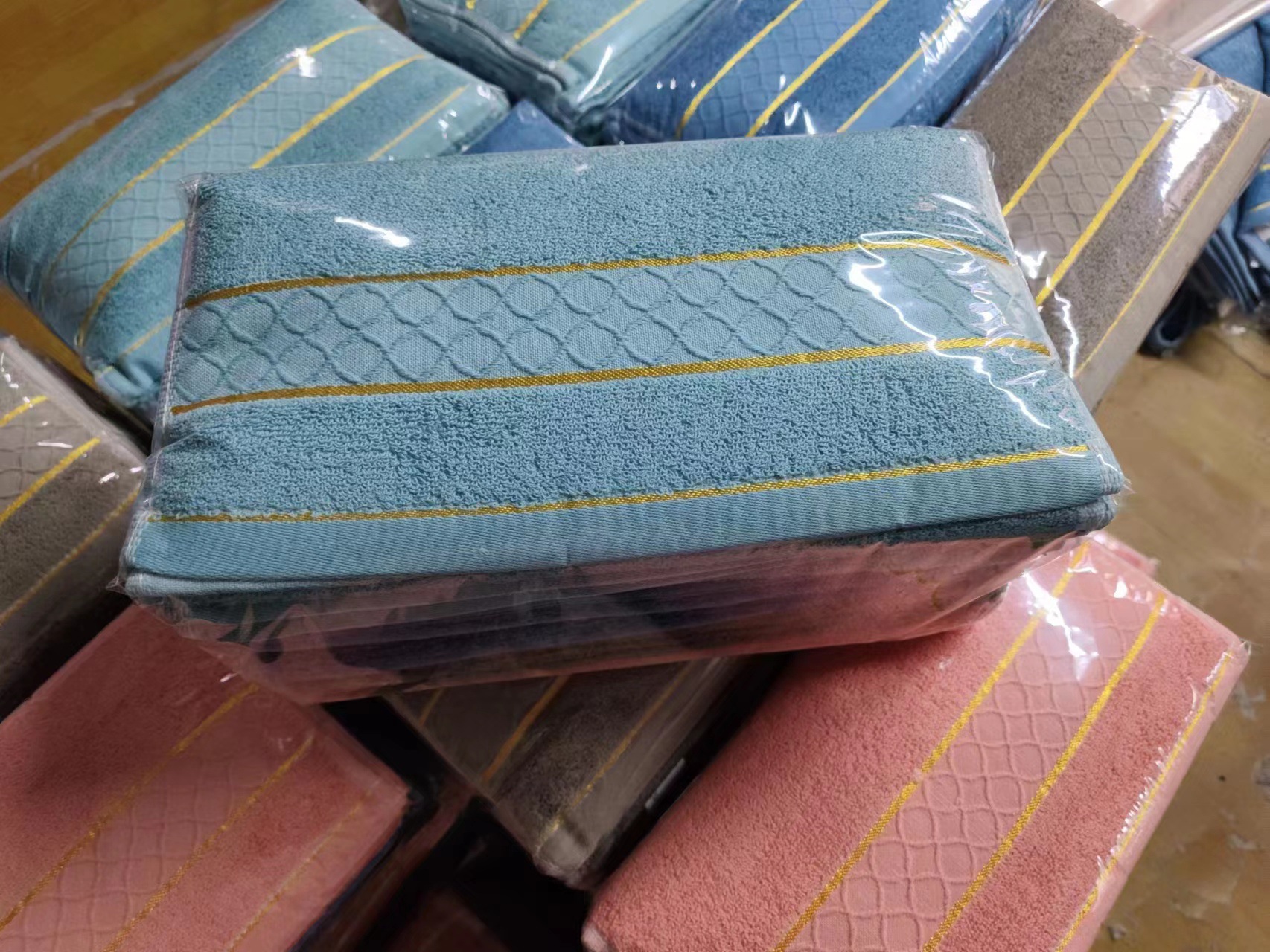 Wholesale of all-cotton towels for face washing, soft and absorbent, supermarket advertising, welfare gifts, towel manufacturing LOGO, Gaoyang manufacturer pic 16