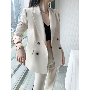 狐狸毛领 水貂毛边95白鹅绒 短款面包服羽绒服女款高端女装冬装详情17