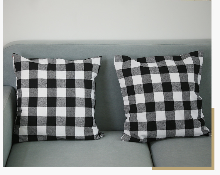新款圣诞节装饰品红黑格子布抱枕套外贸格子抱枕套方形枕头罩详情9
