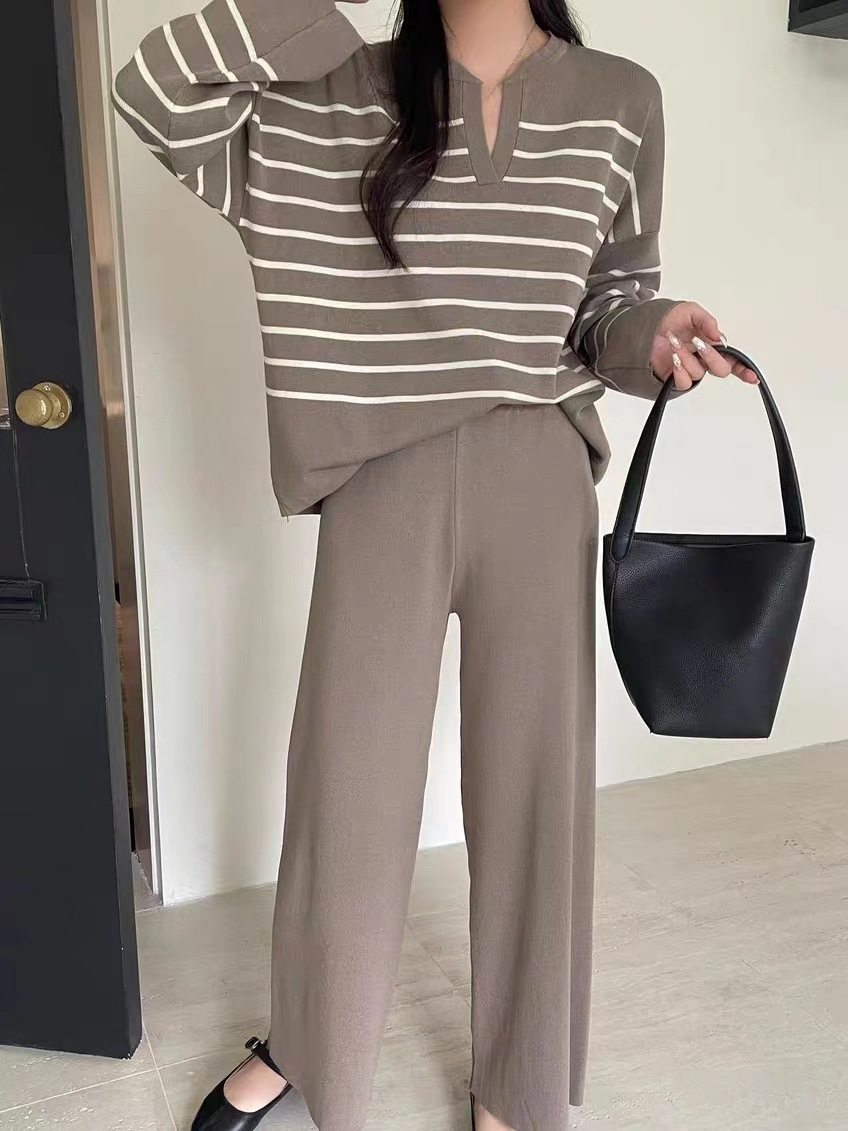 A two-piece Korean-style loose striped knitted top and casual high-waisted, sagging knitted wide-leg pants pic 24