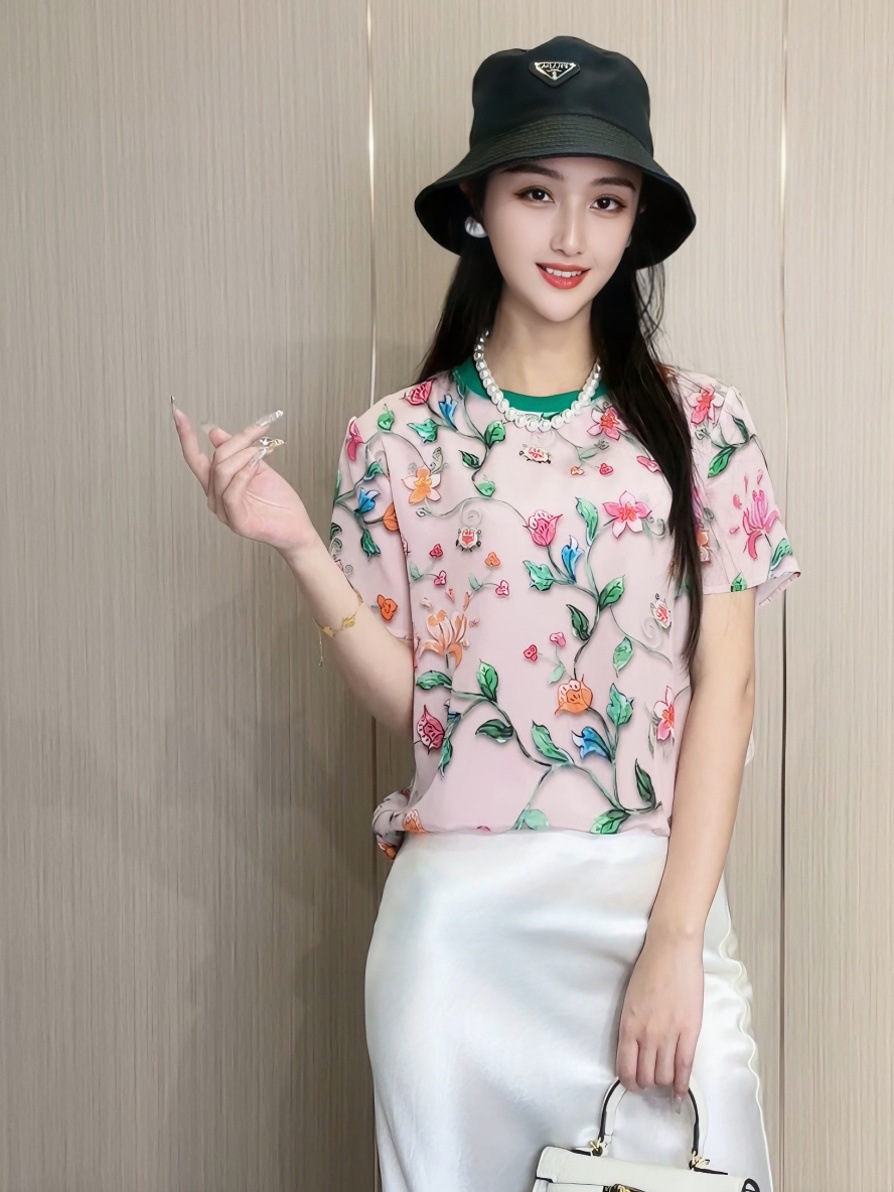 100％桑蚕丝真丝春暖花开全真丝印花女士短袖T恤女2024年春夏新款详情5