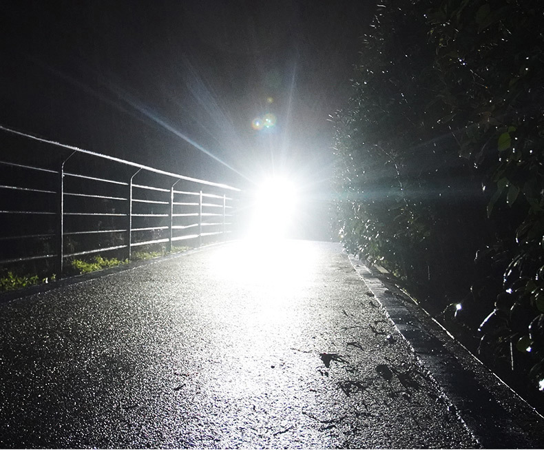 Cross-border exclusive flashlight, strong light rechargeable zoom, aluminum alloy side light strip, pen holder, long-range shooting, outdoor home small pic 10