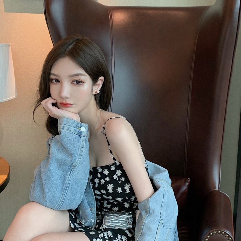 2020新款夏季小雏菊印花少女露肩雪纺吊带裙中长款系带显瘦连衣裙详情10