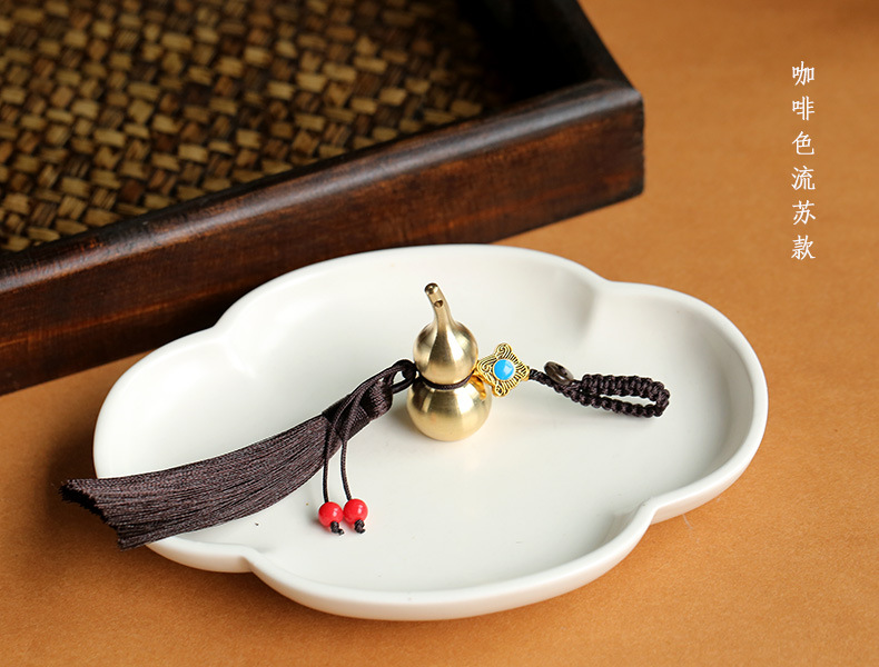 Brass gourd hand-woven lanyard, keychain pendant, car tassel style, personalized and creative schoolbag hanging decoration for men and women pic 8