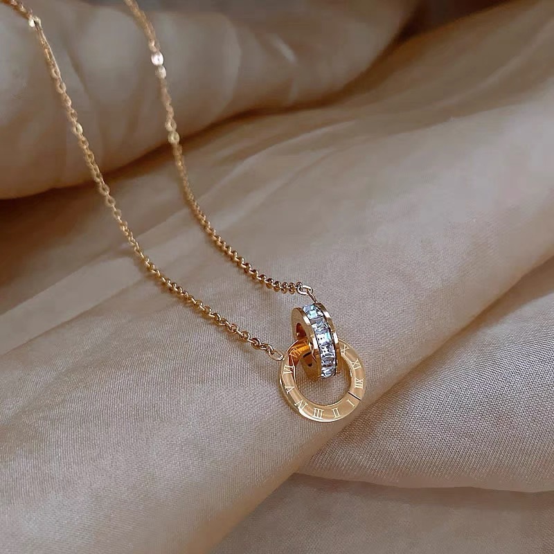 Gold brick titanium steel necklace for women, light luxury, high-end design sense, niche golden collarbone chain, 2025 new trendy sweater chain pic 16