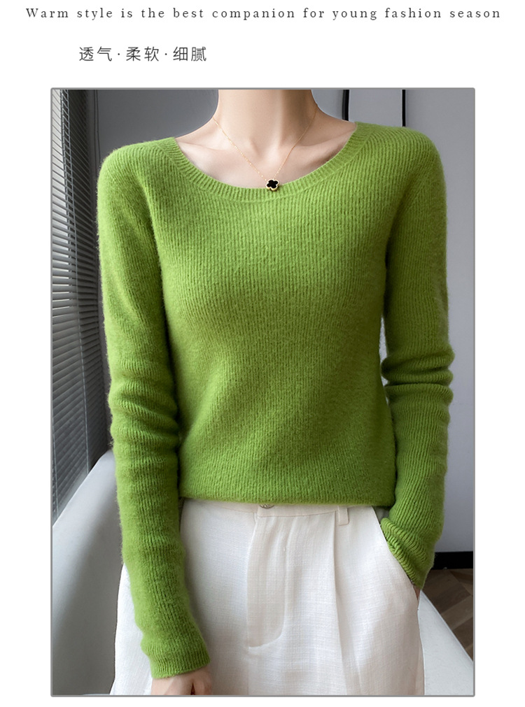 A seamless 100 pure wool sweater for women with a V-neck, slimming and form-fitting look. Pair it with a cashmere base knitted sweater for winter pic 39