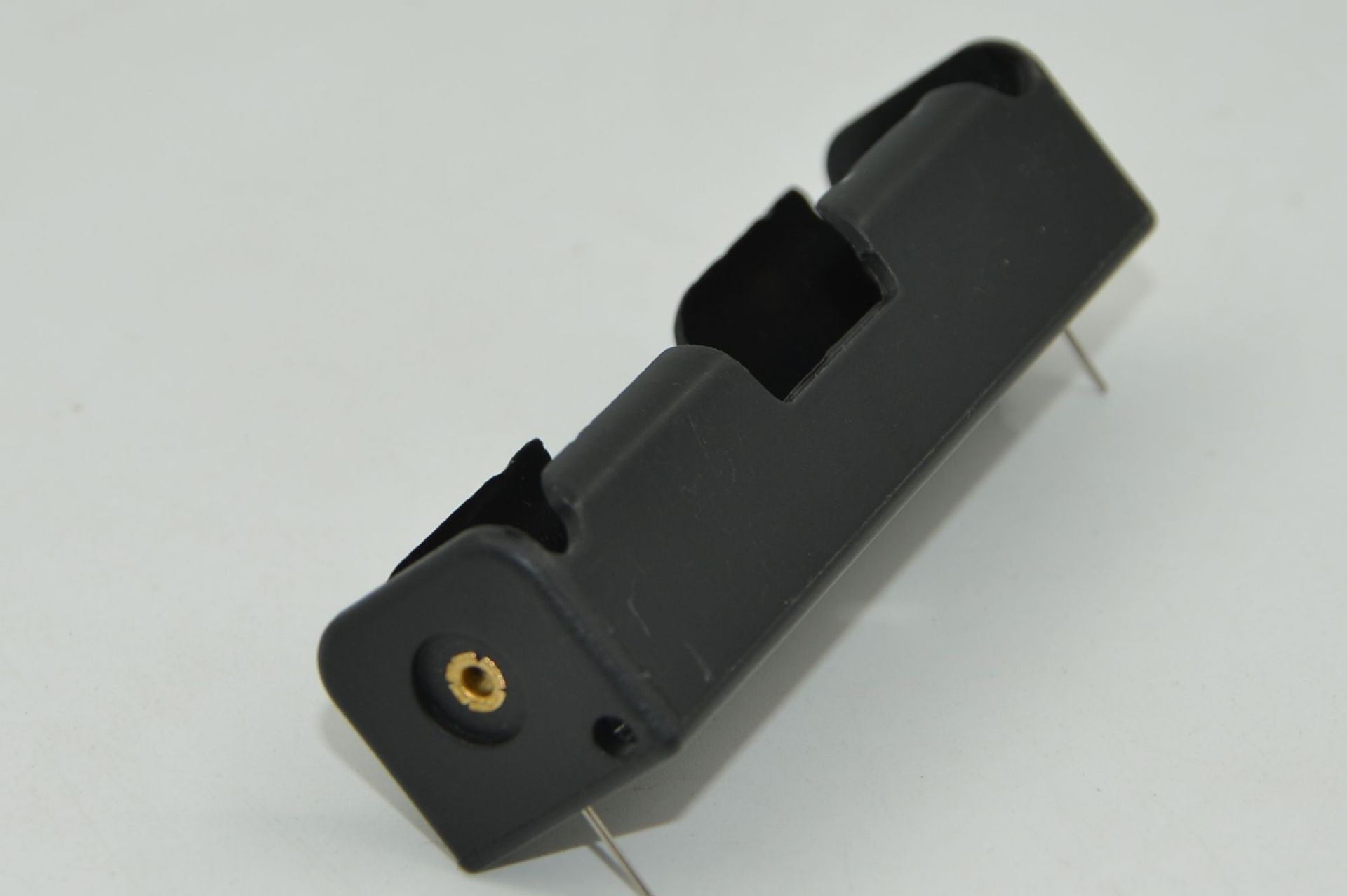 18650-1 battery box, black plastic shell, single row 3.7V dry battery installation, rubber box battery seat pic 6