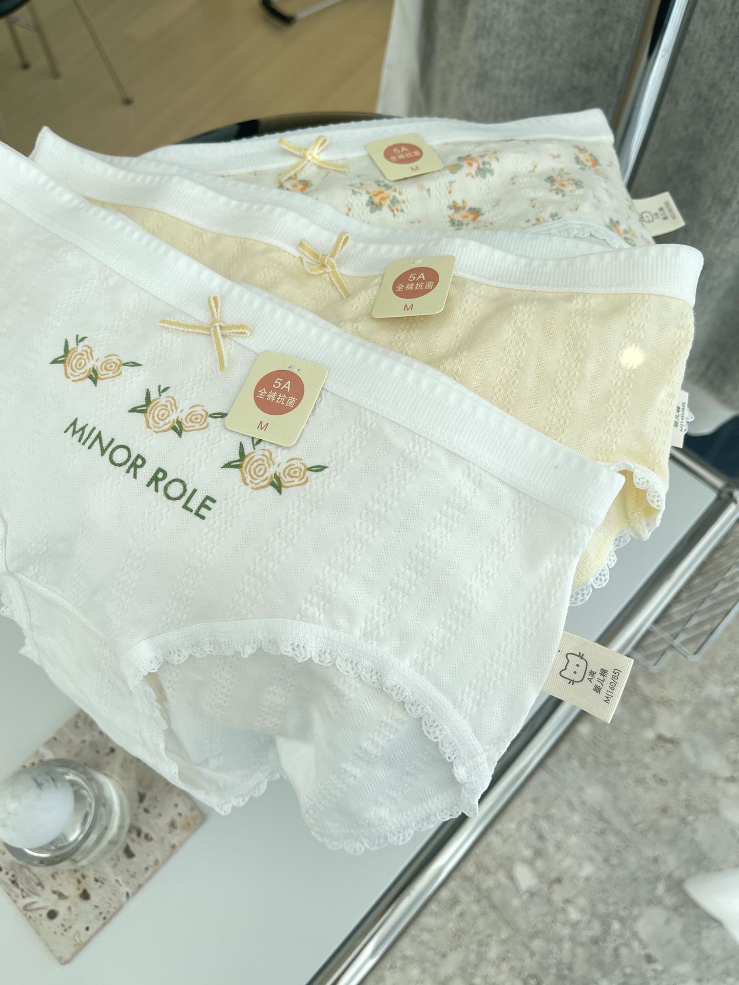 春夏新款5a抗菌裆纯棉内裤女中腰碎花蕾丝边全棉针织女士三角裤详情18