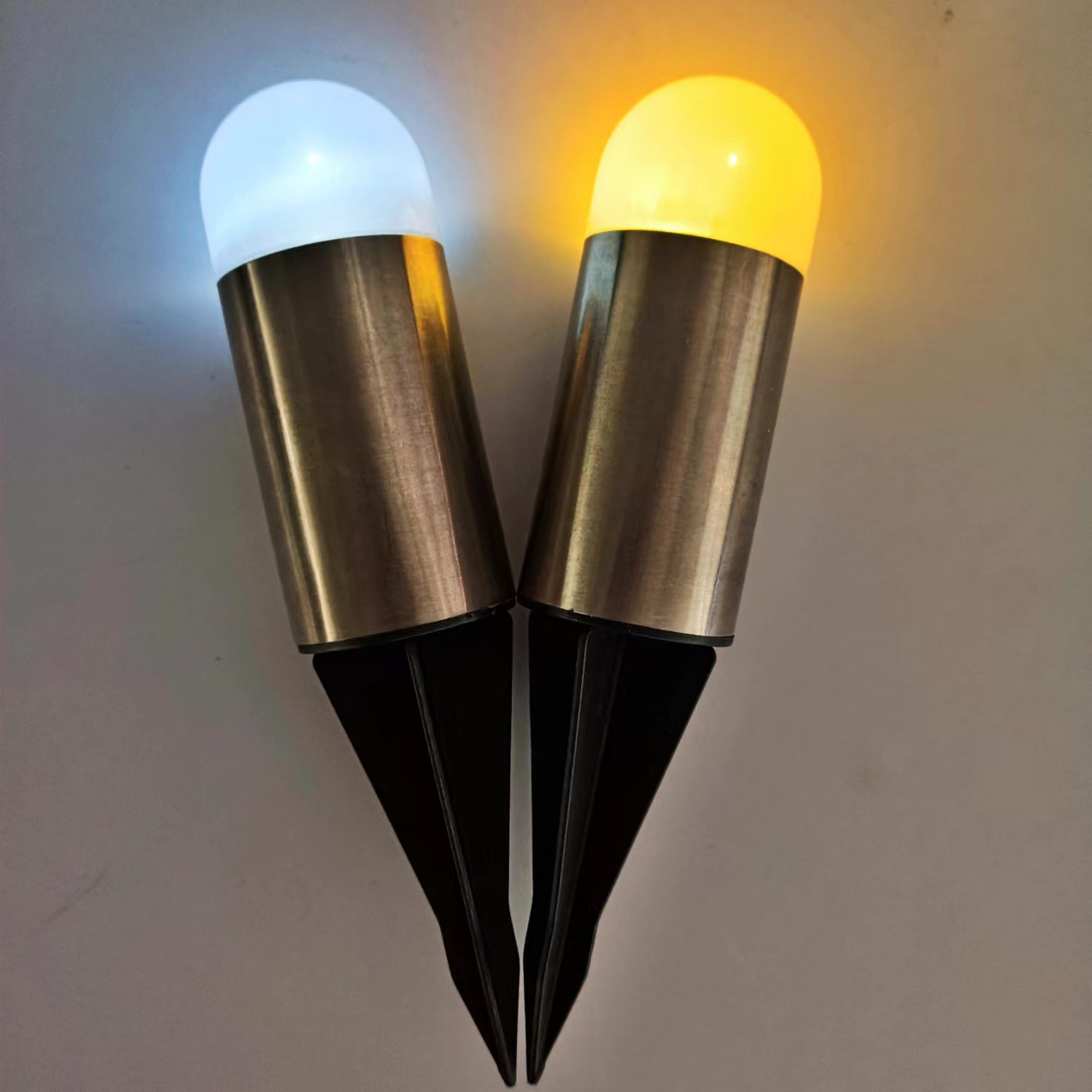 New solar lawn lamp, outdoor garden park decoration, courtyard atmosphere solar column head lamp pic 14