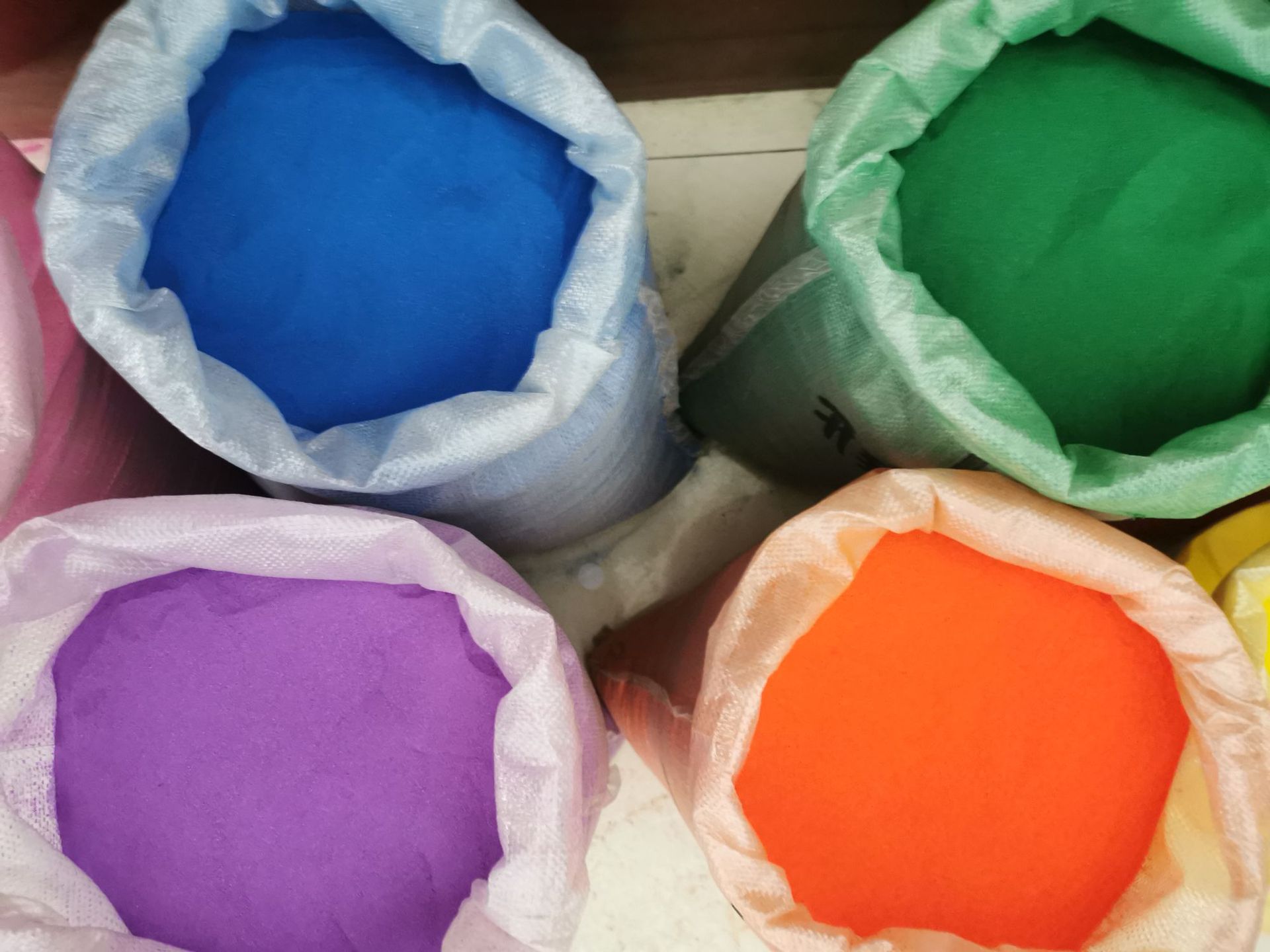 diy handmade candle materials and raw materials: colored sand, shells, conches, jelly wax, ocean world candle decorations pic 6