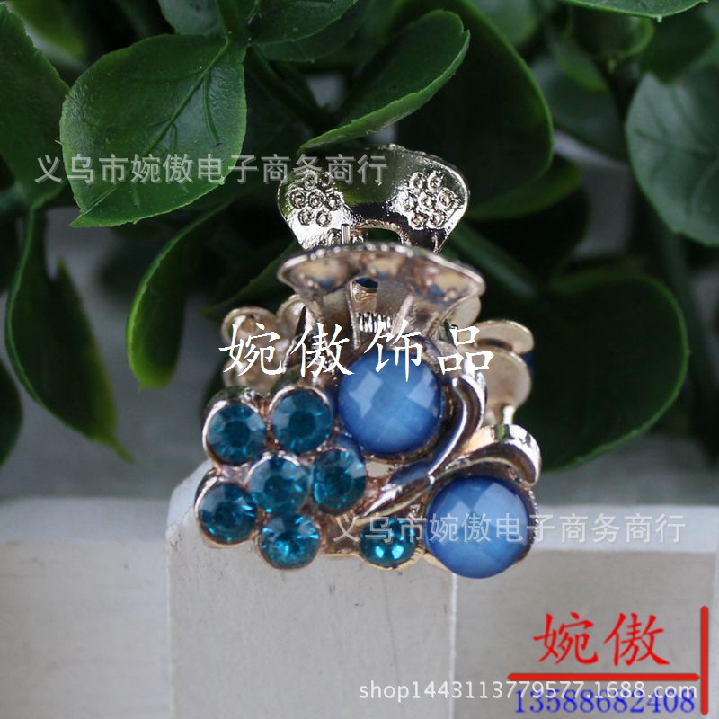 Alloy diamond-encrusted small claw clips, grab clips, hair clips, gold and silver, Yiwu two-yuan store small commodity headwear wholesale pic 38