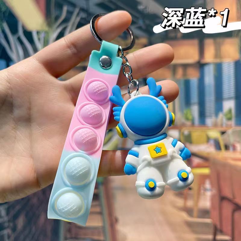 网红情侣暴力熊钥匙扣挂件女款创意爆款简约可爱学生书包车钥匙链详情10