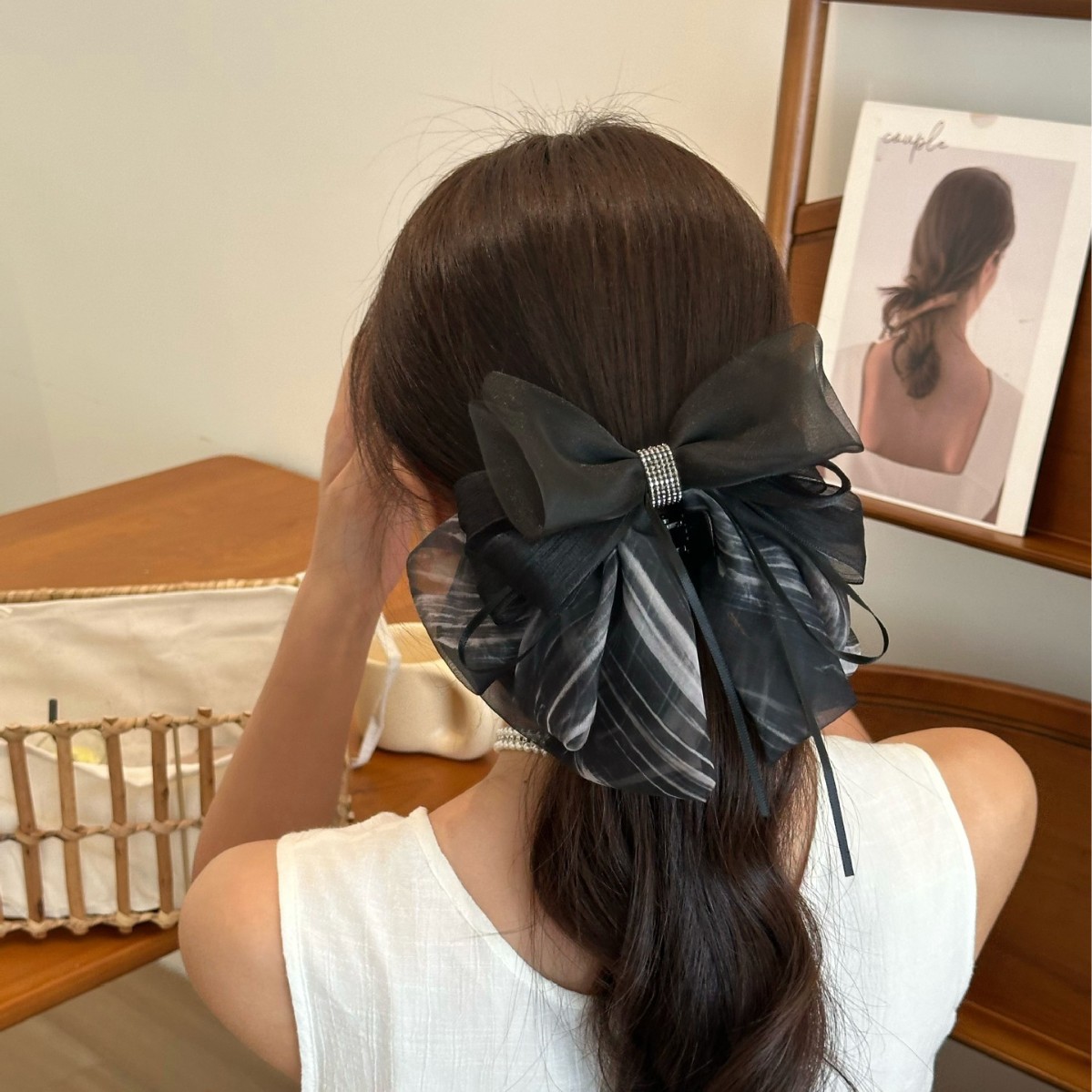 The new head accessories of the national trend series, such as bow hair clips, high-end satin multi-layered ponytail clips, semi-tied hair clips and hair accessories pic 8