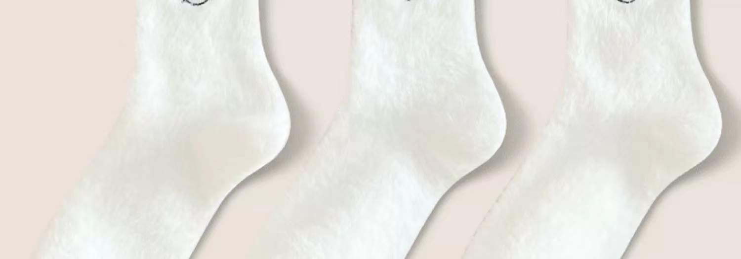 Mink fleece socks for women, thick and cold-proof, versatile home floor socks, expression embroidered fleece mid-calf socks pic 30